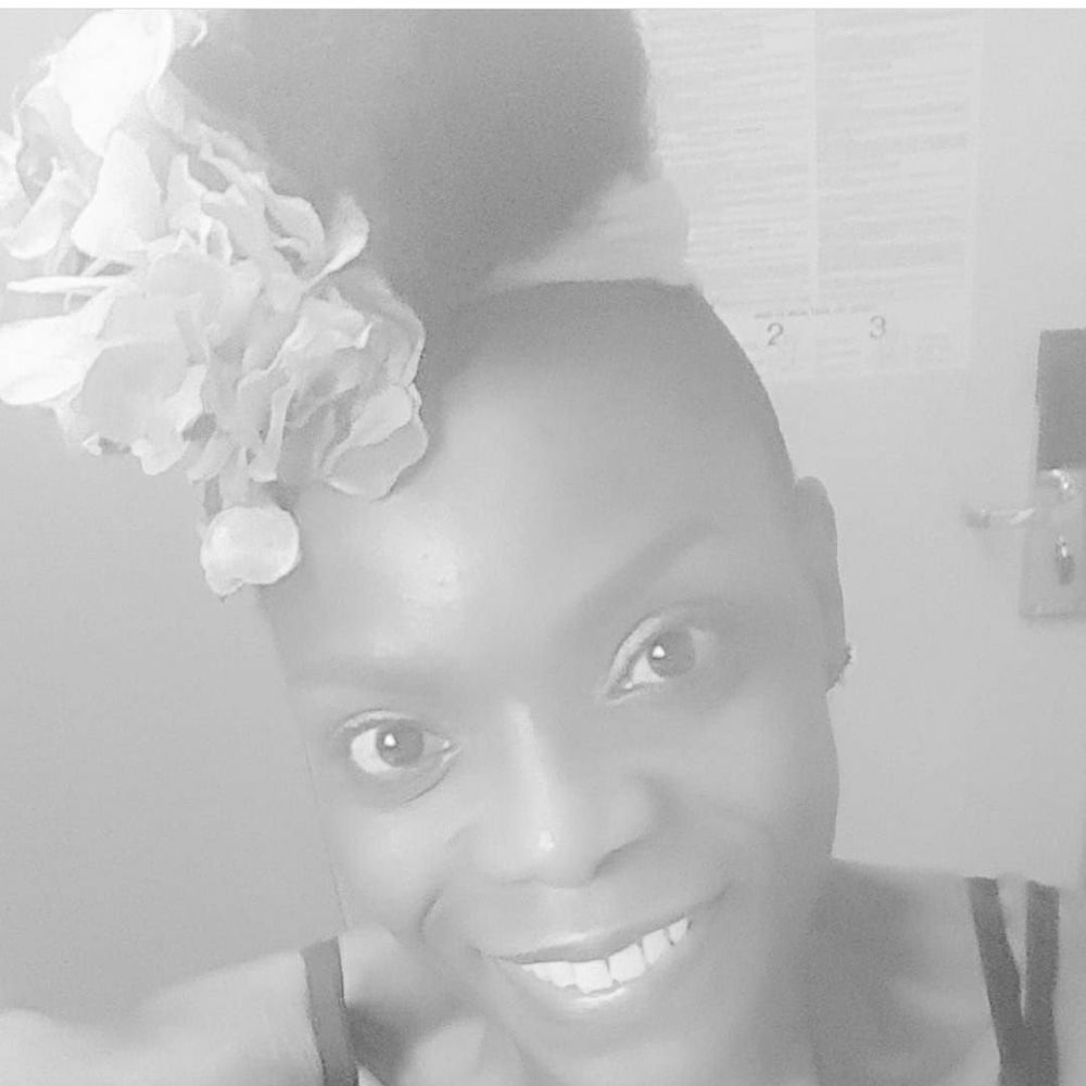 Meet your Posher, Anissa